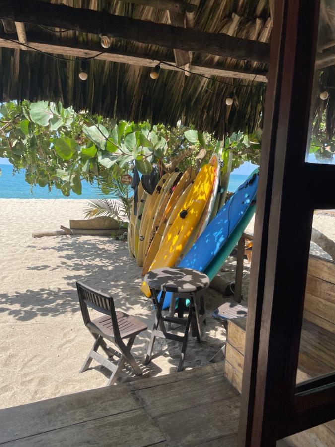 Chill And Surf Mendihuaca Hotell Guachaca Exteriör bild