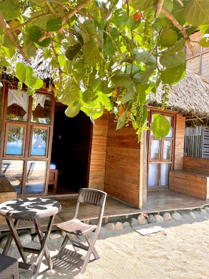 Chill And Surf Mendihuaca Hotell Guachaca Exteriör bild