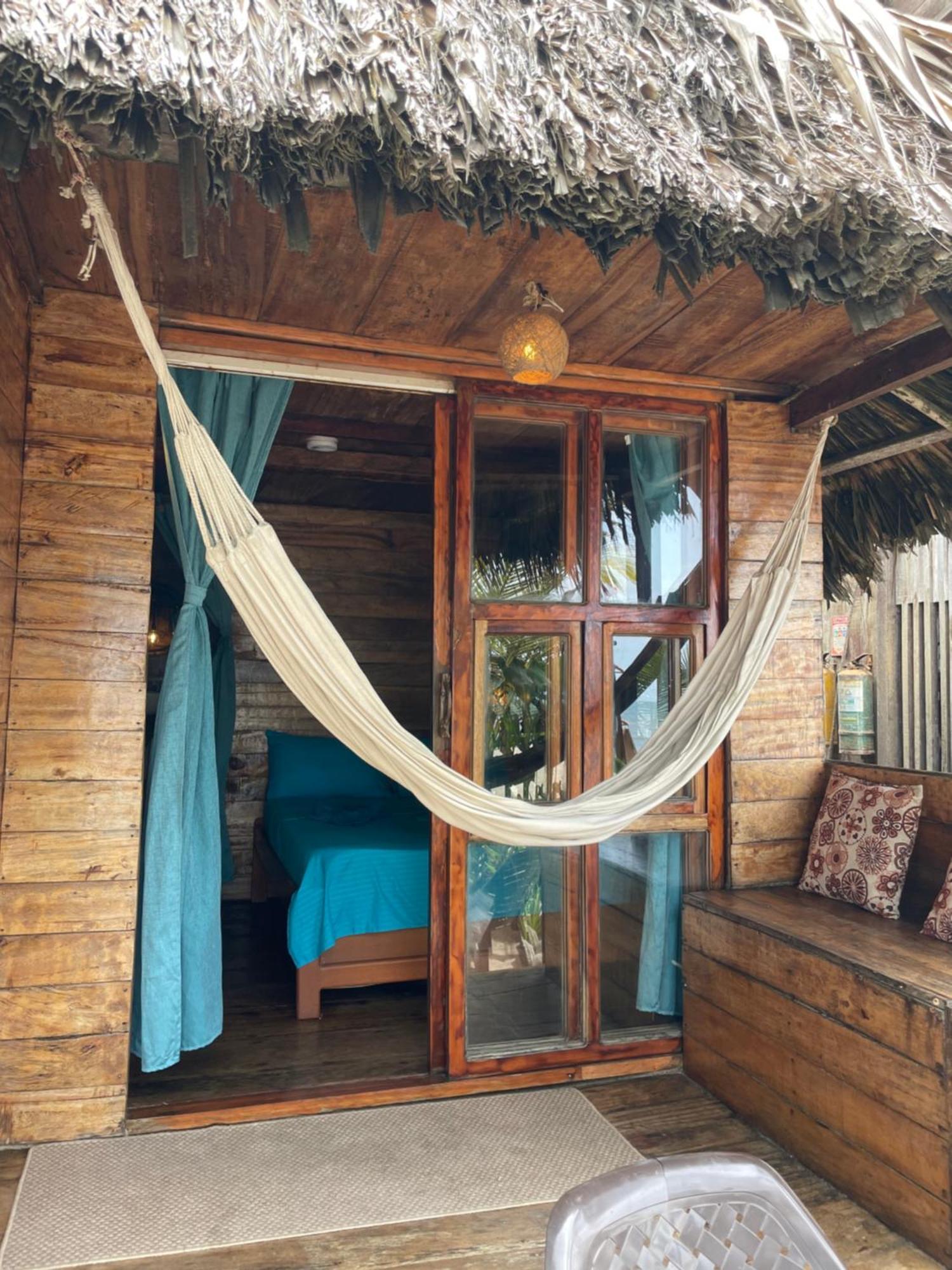 Chill And Surf Mendihuaca Hotell Guachaca Exteriör bild