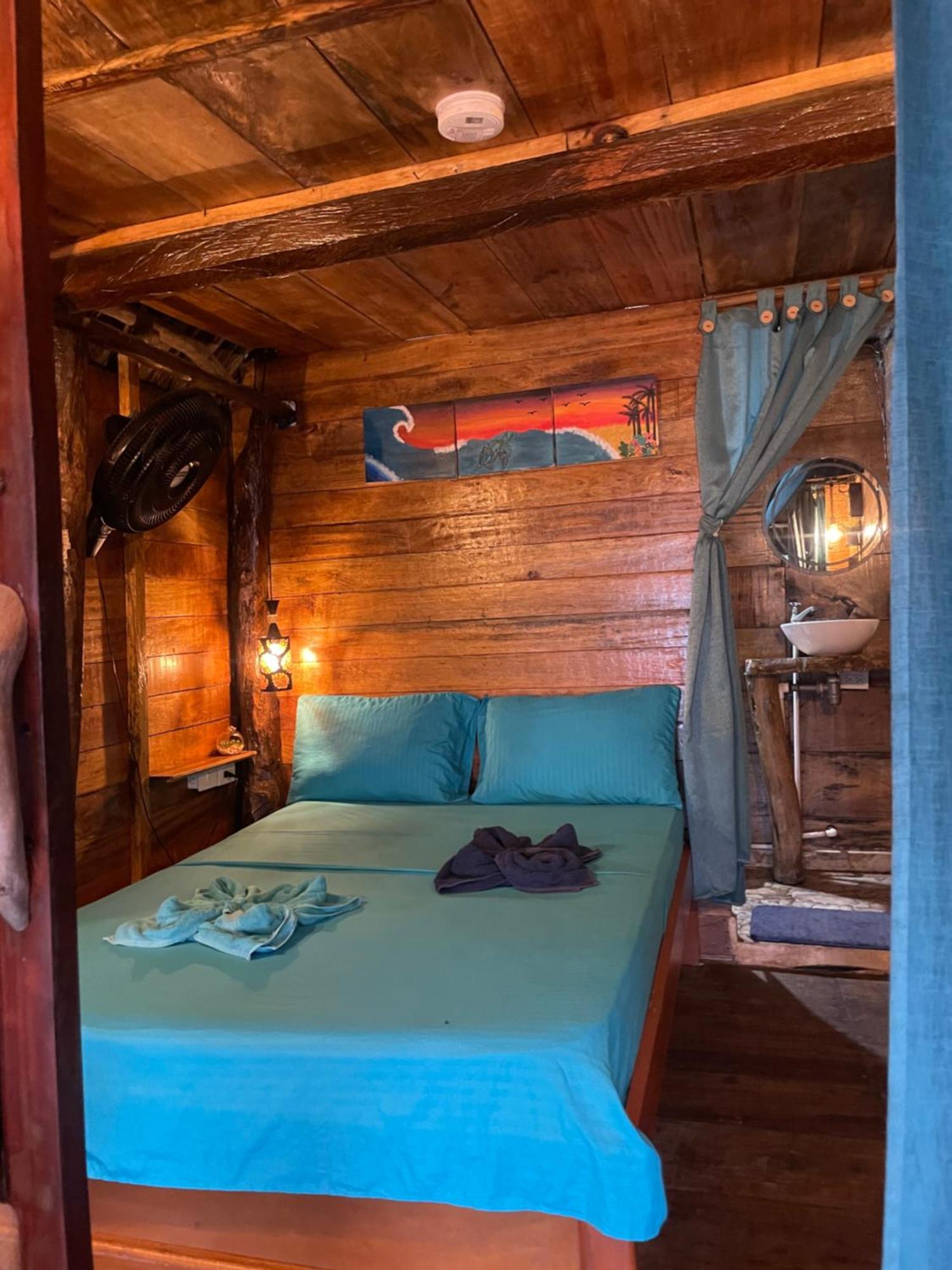 Chill And Surf Mendihuaca Hotell Guachaca Exteriör bild