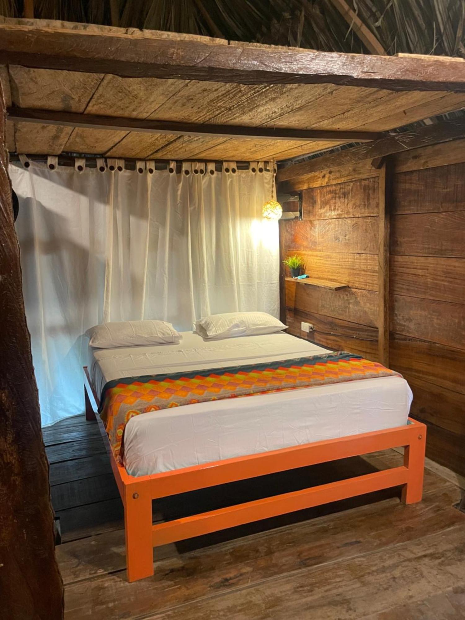 Chill And Surf Mendihuaca Hotell Guachaca Exteriör bild